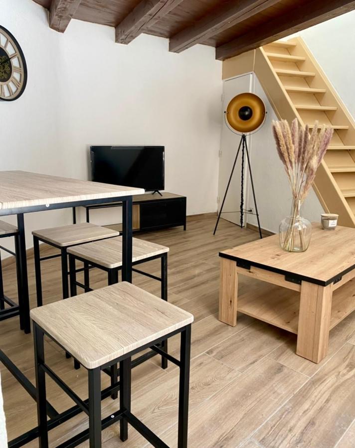 Apartament Delice De Nîmes Zewnętrze zdjęcie