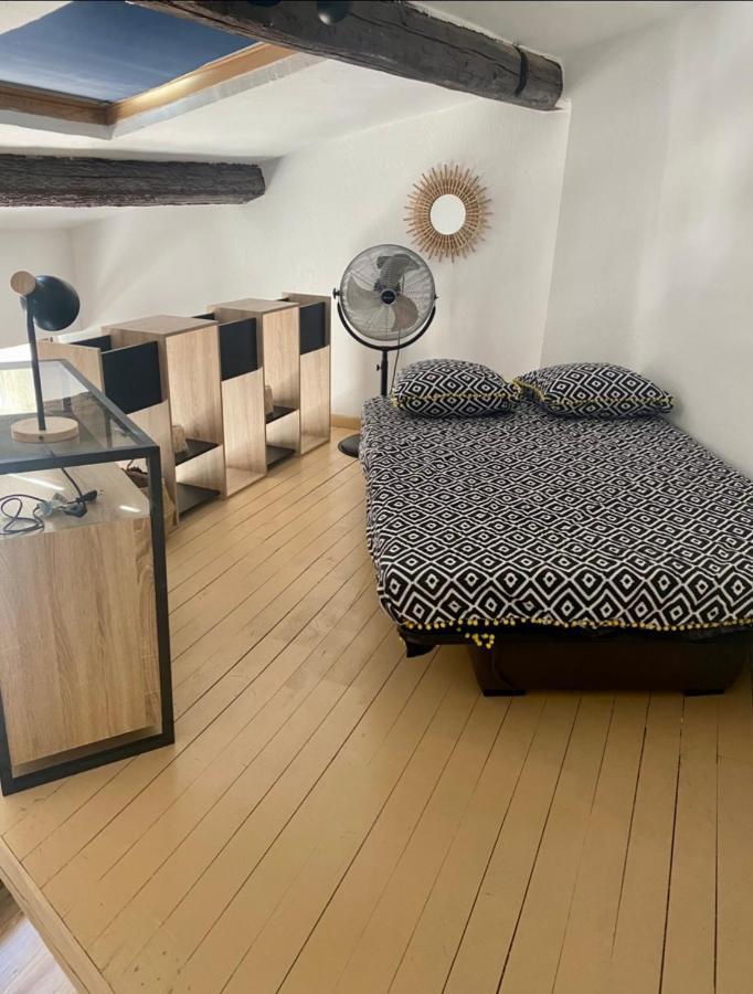 Apartament Delice De Nîmes Zewnętrze zdjęcie
