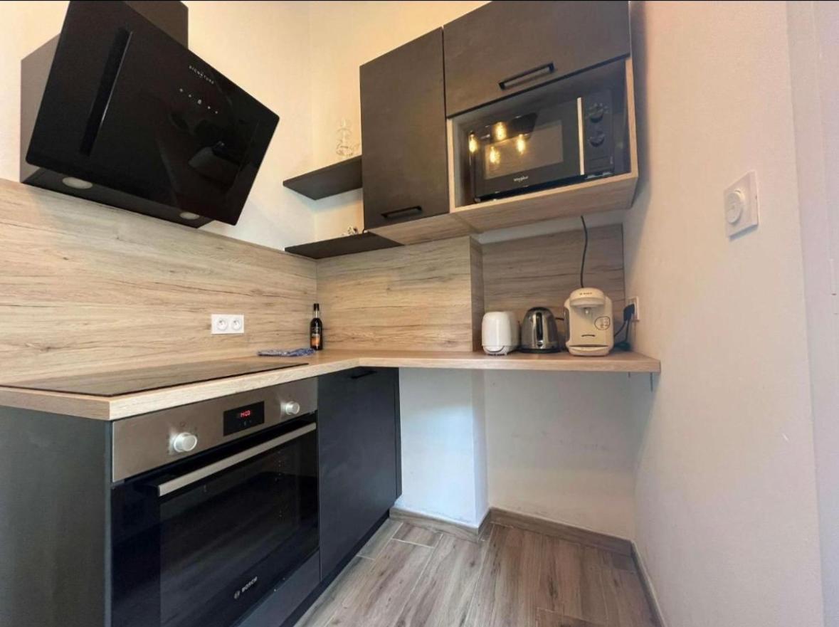Apartament Delice De Nîmes Zewnętrze zdjęcie