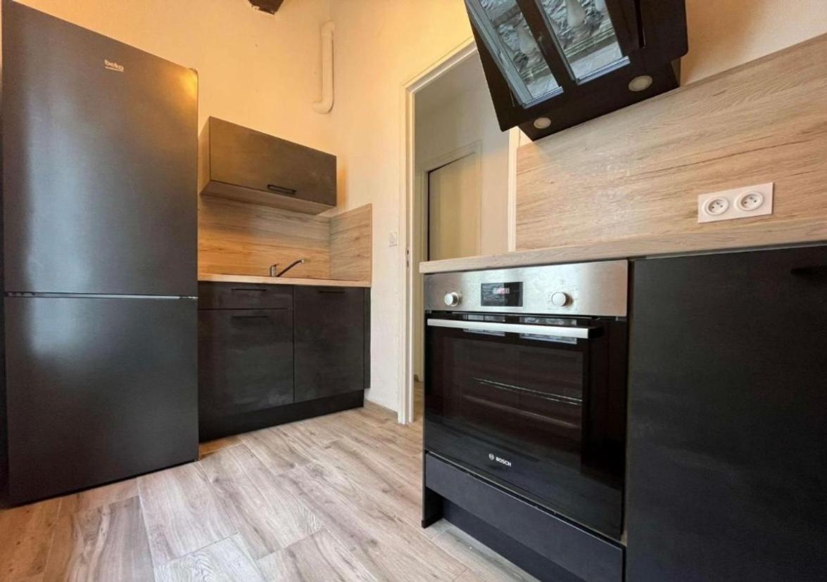 Apartament Delice De Nîmes Zewnętrze zdjęcie